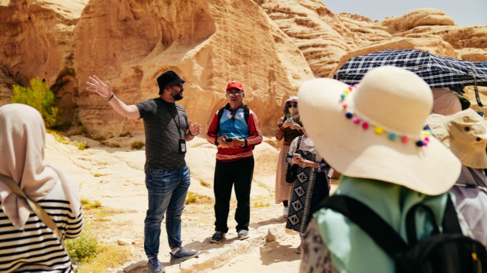 Viagens acompanhadas com guia especializado pela Europa